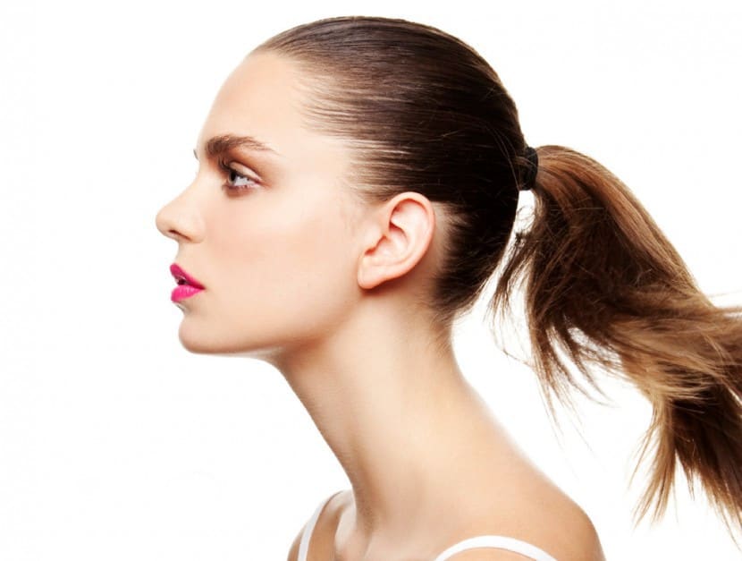 4 TIPS TO GET THE PERFECT PONYTAIL