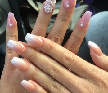 10 NAIL HACKS EVERY GIRL SHOULD KNOW!