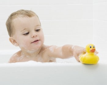 WHY IS IT IMPORTANT TO BATHE YOUR BABY?