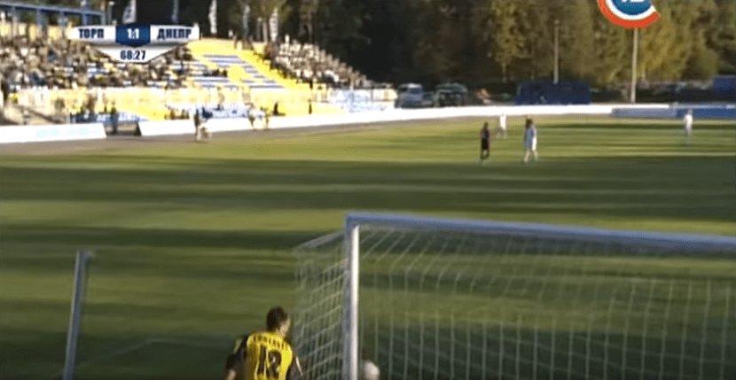 UNBELIEVABLE OWN GOAL FROM A GOALKEEPER