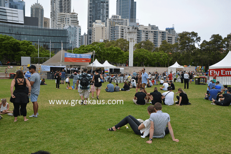 MANY PEOPLE TO THE GREEK FESTIVAL OF SYDNEY!!!