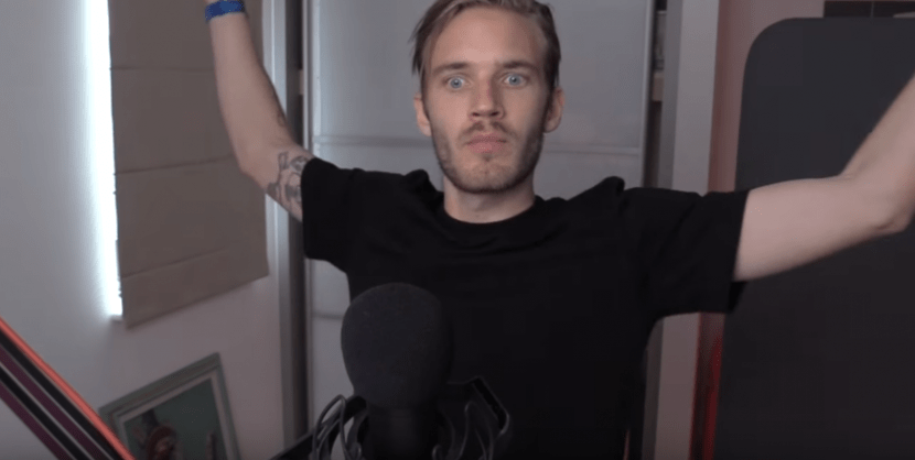 WATCH THE UNBELIEVABLE REACTION OF THE FAMOUS YOUTUBER WHE HE FIGURES OUT THAT HE HAS LOST 600.000 SUBSCRIBERS (VIDEO)