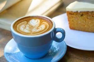 A PROFITABLE COFFEE SHOP WITH LOW RENT FOR SALE (1052)